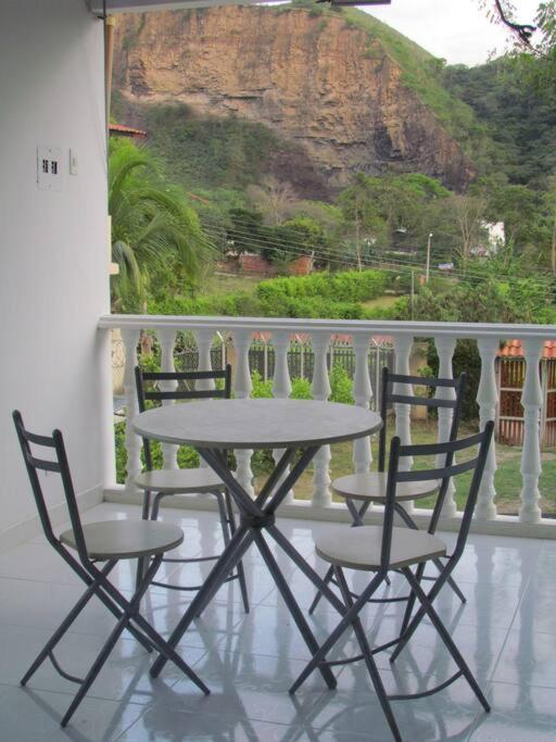Casa Familiar Y De Descanso Villa Lorenza - Apulo Cund. Kültér fotó